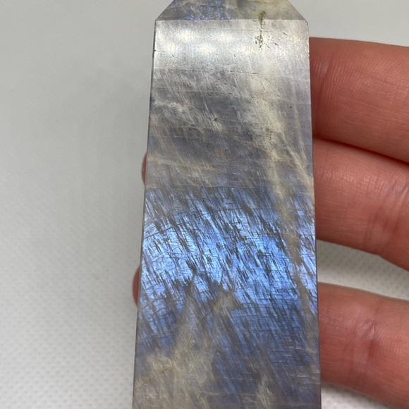 Flashy Moonstone Tower - Picture 2 of 6